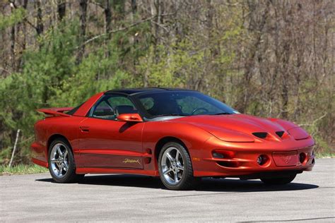 Pontiac Firebird 2002