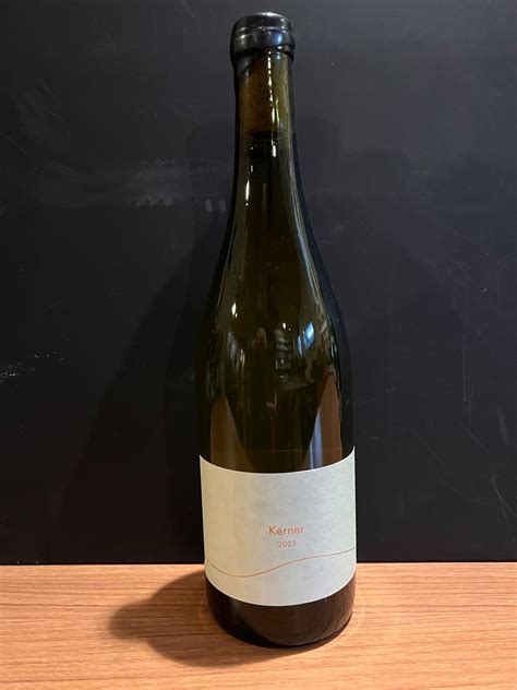 【北海道】ケルナー 2023 toroccoワイナリー（函館） | ワインショップ ヴェレゾン