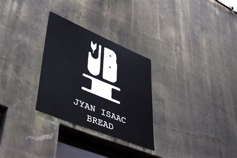 Jyan Isaac Bread sets a picture-perfect table with pleasing food to ...