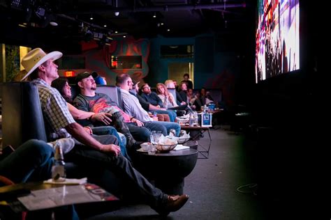 Most Famous Commercial 的图像结果