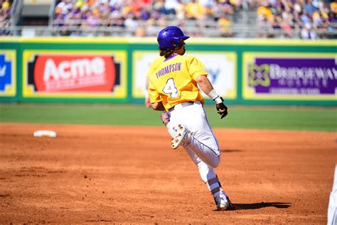 No. 1 LSU picks up 10th win of season with 13-0 win over Central ...