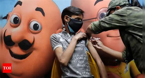 Delhi: Nearly 21,000 teens in line for second shot amid calls to reopen ...