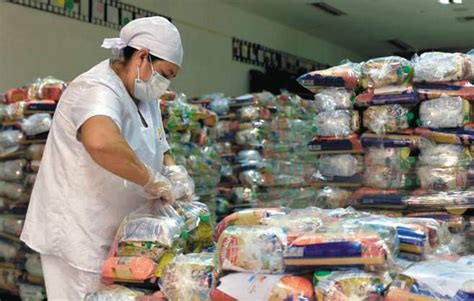 Denuncian mal estado de los alimentos del PAE a colegio en Cali | EL ...