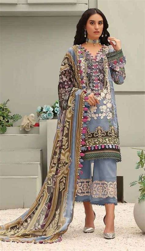 Deepsy Firdous Queen’s Court-2 Pakistani Salwar Suit
