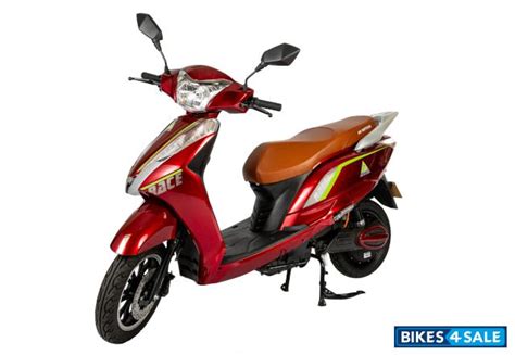 AB Motoss Race Plus price, specs, mileage, colours, photos and reviews ...