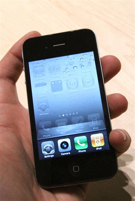 The Mobile Roundup – Did you hear about the iPhone 4?