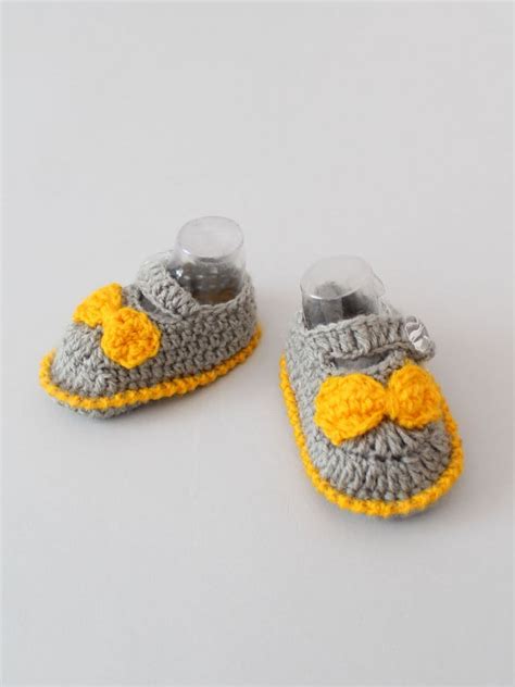 Winter crochet frocks | Woollen crochet frocks for baby girls online