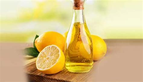 5 Essential Oils You Can Use To Treat Athele's Foot - lifeberrys.com