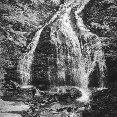 Best Hiking Trails in Middlebury, VT | Top Easy Hikes for Kids