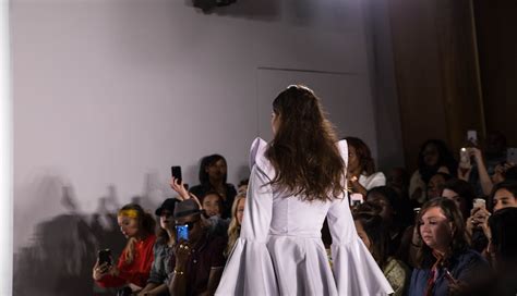 Fashion Week 1Hr 的图像结果