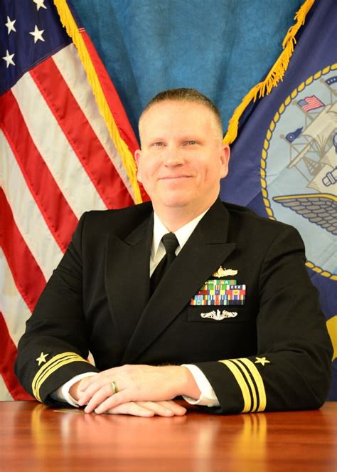 Burkburnett graduate retires from U.S. Navy