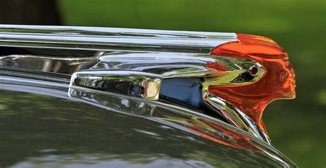 How To Put A Hood Ornament On A Car at Eva Facy blog