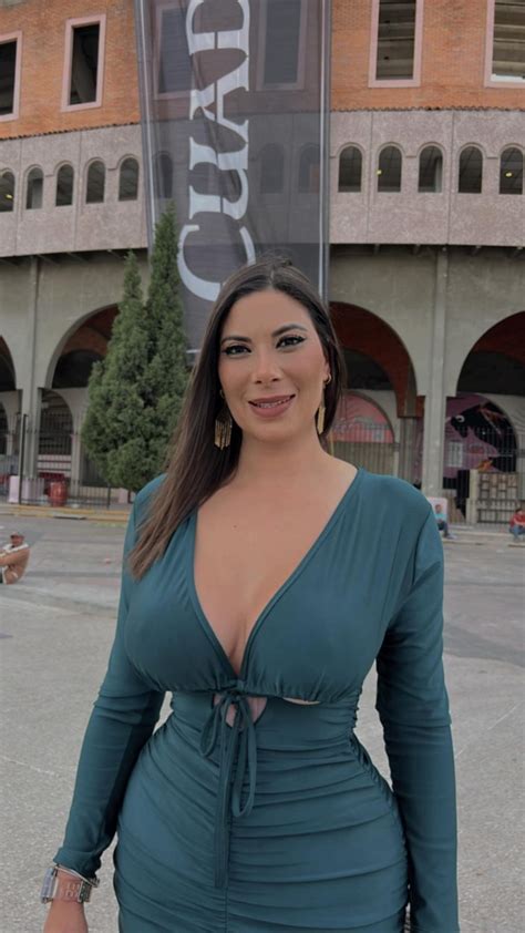 'Azúcar' Alejandra quién es: ¿Por qué es famosa en México y qué edad tiene?