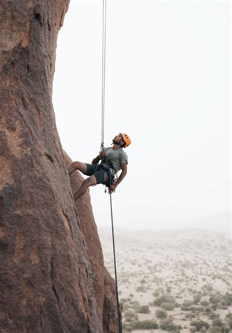100 Rock Climbing Terms to Know (Lingo Guide 2025)