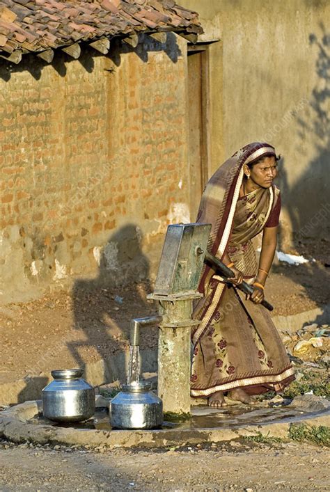 Woman Using Pump 的图像结果