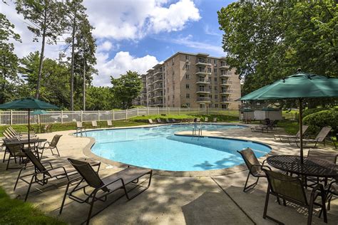 Apartments in King of Prussia | Gulph Mills Village | Photos