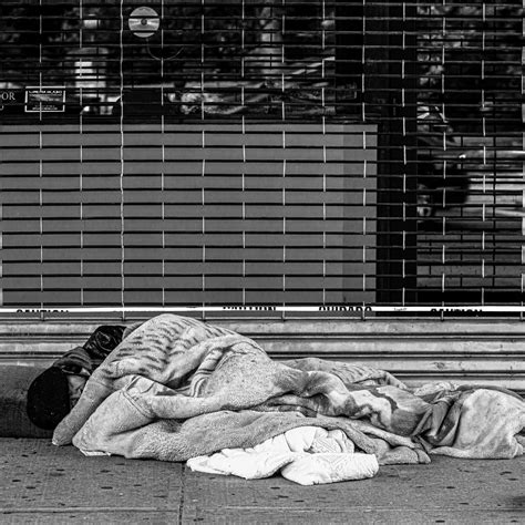 Famous Homless Photography 的图像结果