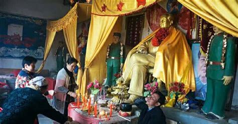 Chinese Mark Chairman Mao's Birthday With Offerings, Events – Radio ...
