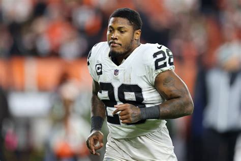 Josh Jacobs on Raiders Contract Extension Talks: 'This Is Where I Want ...