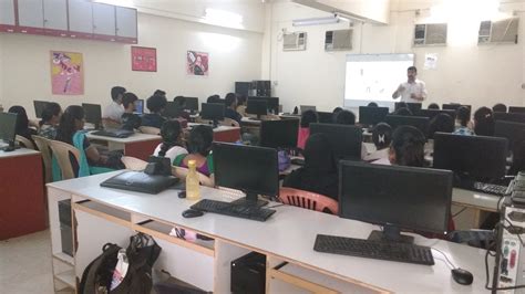 SIES College of Arts, Science & Commerce (Empowered Autonomous)