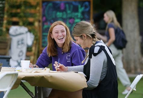 Student Success Center innovates way to award - GCU News
