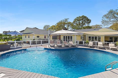 8 Mill Pond Rd, Hampton Bays, NY 11946 | Out East