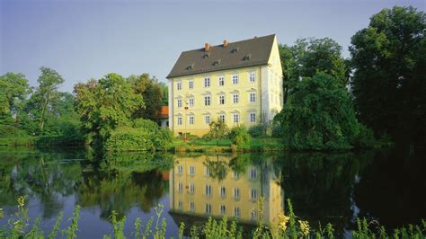 Hotels in Hallbergmoos from ₹ 5,372 - Find Cheap Hotels with momondo