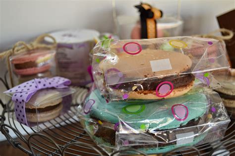 "HAVE FUN WITH YOUR ZOO" MACARONS @ HONEY & BUTTER - COSTA MESA