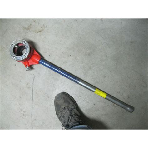 Image result for How to Thread Rigid Pipe