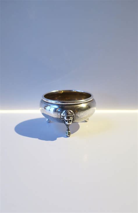 Sterling Silver Salt Cellar Lion Head and Paw Feet For Sale at 1stDibs