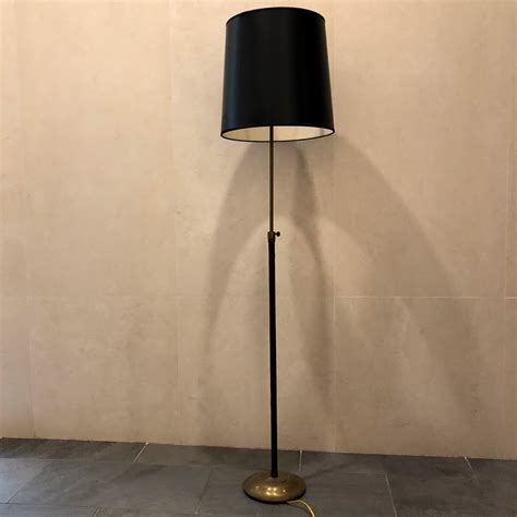 Telescoping Floor Lamp