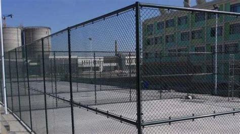 球场护栏网 台州球场勾花护栏网 球场护栏网多少钱一平 - 哔哩哔哩