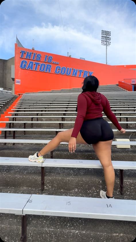 Anita Isabella (@theanitaisabella) • Instagram photos and videos