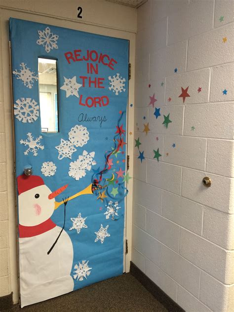 Christmas Classroom Door Decorating
