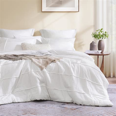 Amazon.com: AMBERSPACE Boho King Size Comforter Set, White Pinch Pleat ...