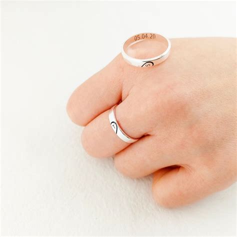 Jeluxa™ Personalized Couple Rings with Heart Initial & Date Engraving