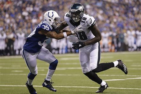 Eagles sign CB Tay Glover-Wright