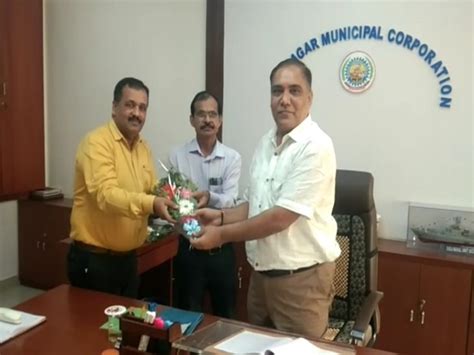 The new Commissioner of Bhavnagar Municipal Corporation took charge ...