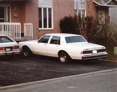 1990 Chevrolet Caprice VIN Number Search - AutoDetective