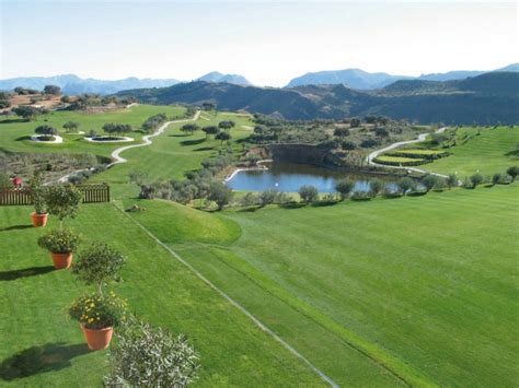 https://images.mycaddymaster.com/m-parcours_golf-antequera-golf-course-malaga-spain-1225.jpg