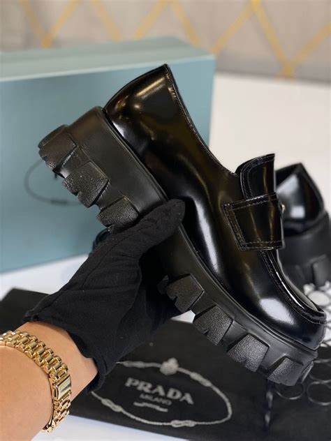 prada ayakkabi loafer kalin siyah topuk yukseklik 6 cm - canta ayakkabi