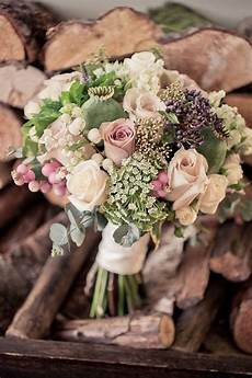 Flowers For Weddings In October by October Wedding Flowers Wedding Flowers In Season Chwv Flowers For Weddings In October