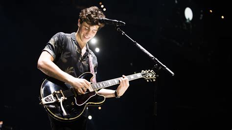 Song lyrics - Shawn Mendes - Stitches | Learn English Vocabulary