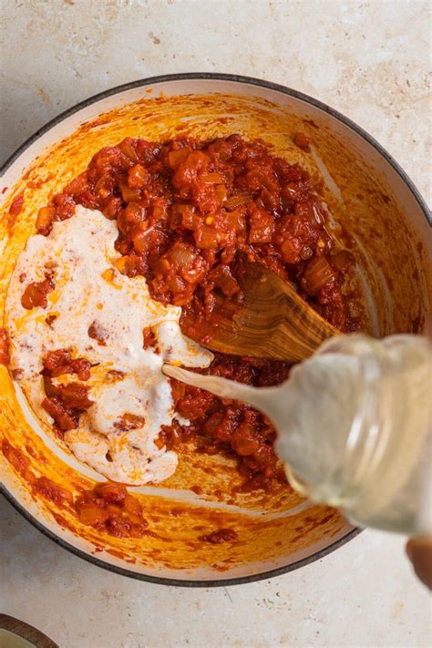 Carbone's Spicy Rigatoni Vodka Pasta (Copycat Recipe) - Home Cooking ...