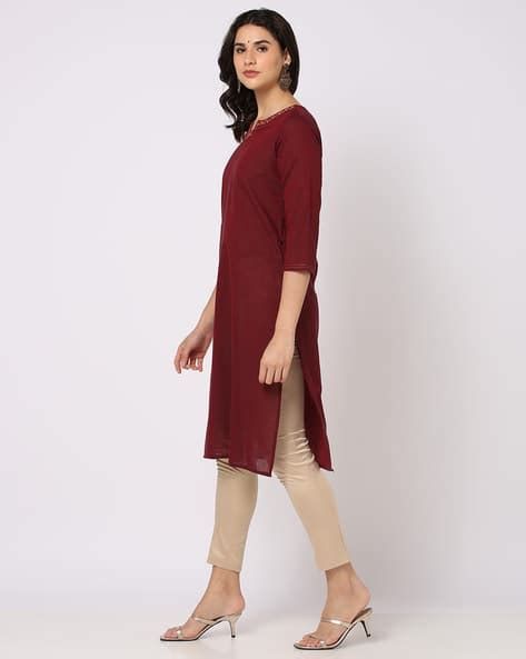 Buy Maroon Kurtas for Women by Svrnaa Online | Ajio.com