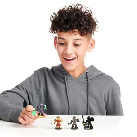 Akedo Ultimate Arcade Warrior Collector Pack Mini Battling Action ...