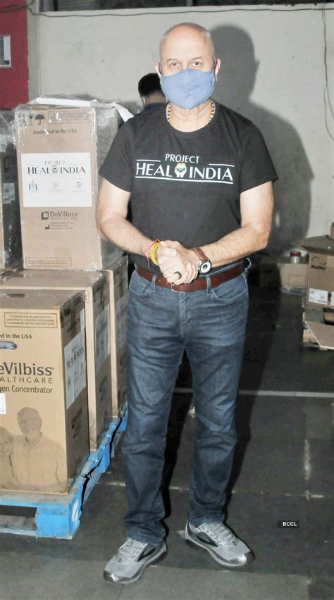 Anupam Kher donates oxygen concentrators, BiPAP machines to BMC amid ...
