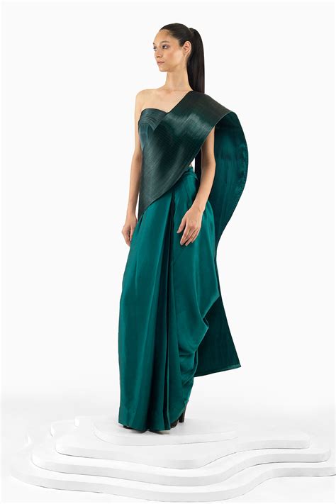 GREEN SCULPTED METAL SAREE – Rimzim Dadu