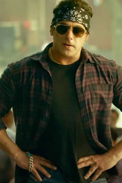 Salim Khan’s Bio, Age, Relationships, Latest Buzz, Photos & Videos