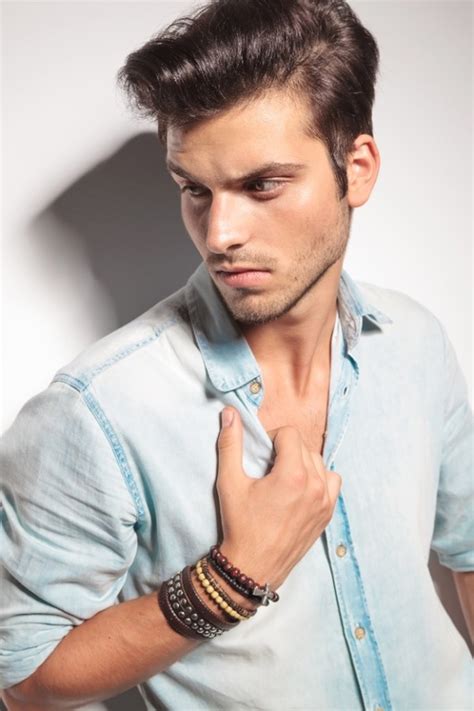 Style Guide For Men: Style And Fashion Tips, Trends, How To's, Do's And ...